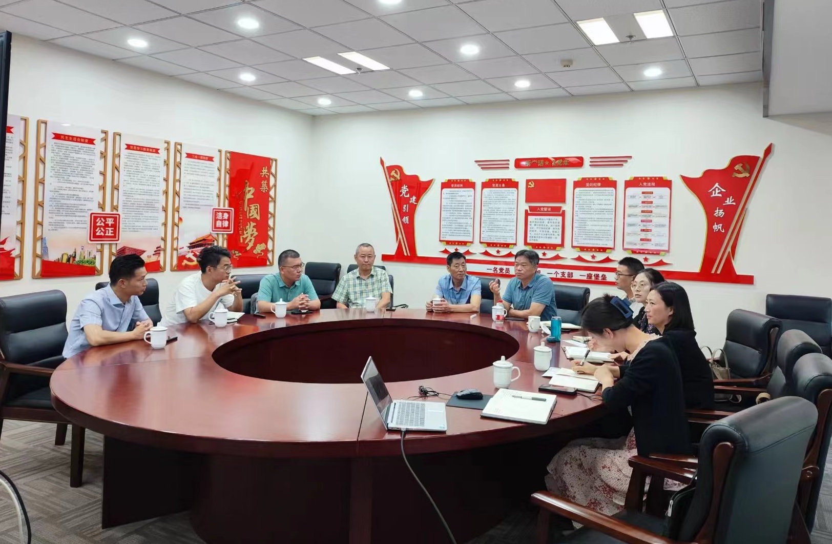9.22世紀金源地產(chǎn)來綠陽座談交流_看圖王.jpg 9.22世紀金源地產(chǎn)來綠陽座談交流_看圖王.jpg